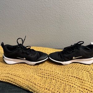 Nike Black and White girls volleyball shoes